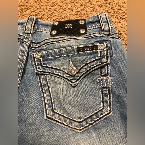 Miss Me Relaxed Boot Cut Jeans - Picture 5 of 5